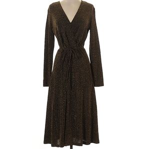 NWOT WhoWhatWear gold and black cocktail dress